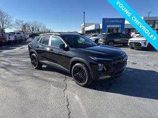 New 2025 Chevrolet Trax ACTIV w/ Sunroof Package image 1