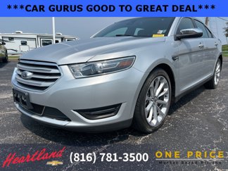 Used 2017 Ford Taurus Limited image 1