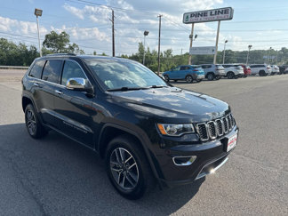 Used 2022 Jeep Grand Cherokee Limited image 1