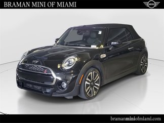 Used 2021 MINI Cooper S w/ Signature Upholstery Package image 1