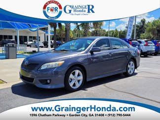 Used 2011 Toyota Camry SE image 1