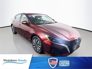 Used 2023 Nissan Altima 2.5 SV image 1