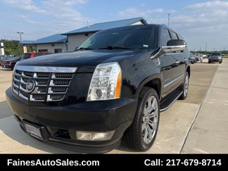 Used 2011 Cadillac Escalade Luxury image 1