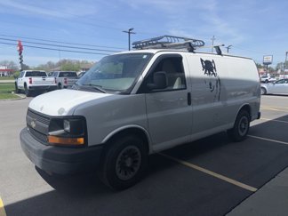 Used 2011 Chevrolet Express 1500 image 1