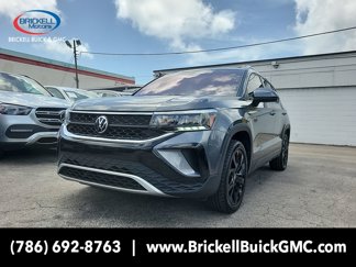 Used 2022 Volkswagen Taos SE w/ Panoramic Sunroof Package image 1