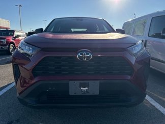 Used 2022 Toyota RAV4 LE video 2