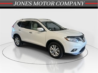 Used 2016 Nissan Rogue SV image 1