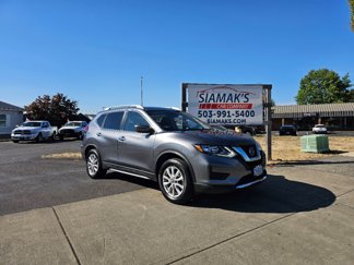 Used 2020 Nissan Rogue SV image 1