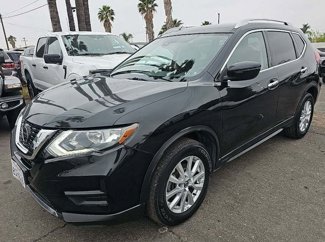 Used 2019 Nissan Rogue SV image 1