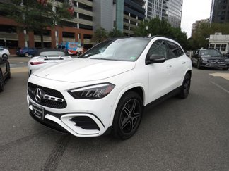 Used 2025 Mercedes-Benz GLA 250 4MATIC image 1