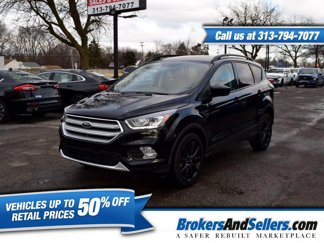 Used 2018 Ford Escape SE w/ SE Sport Appearance Package image 1