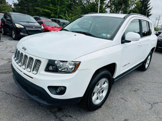 Used 2016 Jeep Compass Latitude image 1