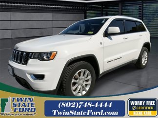 Used 2021 Jeep Grand Cherokee Laredo image 1
