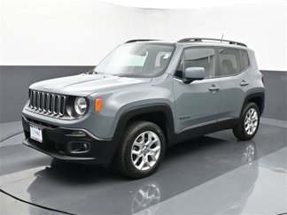 Used 2017 Jeep Renegade Latitude w/ Cold Weather Group image 1