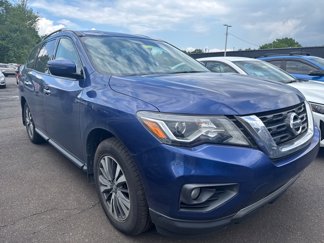 Used 2017 Nissan Pathfinder SV w/ SV Cold Weather Package image 1