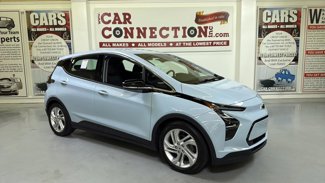 Used 2023 Chevrolet Bolt LT w/ Driver Confidence Package video 1