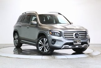Used 2025 Mercedes-Benz GLB 250 4MATIC image 1
