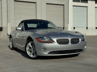 Used 2004 BMW Z4 3.0i image 1