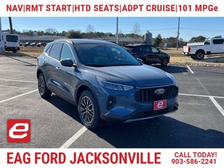 New 2025 Ford Escape SE image 1