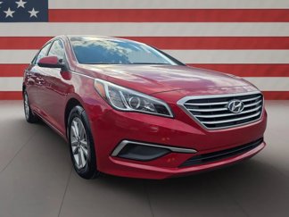 Used 2017 Hyundai Sonata SE image 1