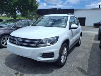 Used 2017 Volkswagen Tiguan Limited w/ Premium Package image 1