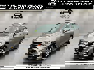 Used 2022 Chevrolet Malibu LT image 1