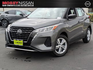 New 2025 Nissan Kicks Play S image 1
