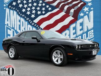 Used 2023 Dodge Challenger SXT image 1