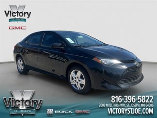 Used 2017 Toyota Corolla LE image 1