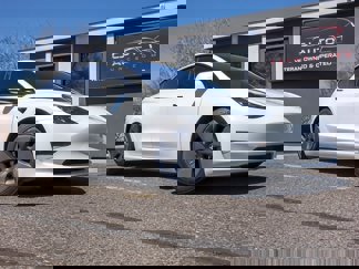 Used 2021 Tesla Model 3 Standard Range Plus image 1