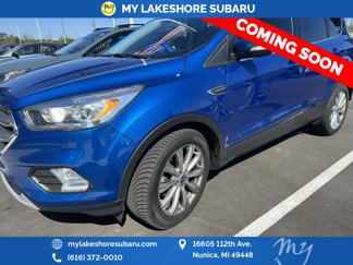 Used 2017 Ford Escape Titanium image 1