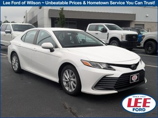 Used 2023 Toyota Camry LE image 1