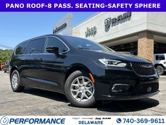 New 2026 Chrysler Pacifica Select image 1