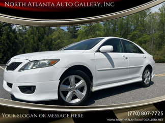 Used 2011 Toyota Camry SE image 1