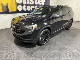 Used 2021 GMC Terrain SLE image 1
