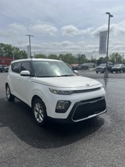 Used 2021 Kia Soul S image 1