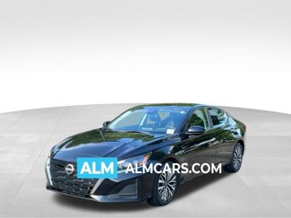 Used 2023 Nissan Altima 2.5 SV image 1