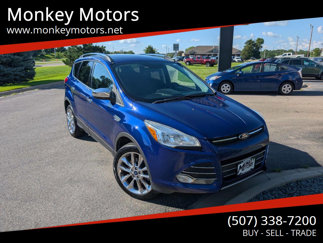 Used 2016 Ford Escape SE w/ SE Chrome Package image 1