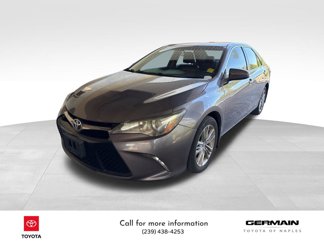 Used 2015 Toyota Camry SE image 1