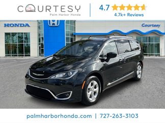 Used 2017 Chrysler Pacifica Touring-L Plus image 1