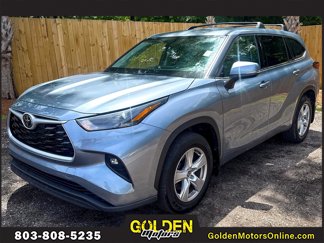 Used 2022 Toyota Highlander LE image 1