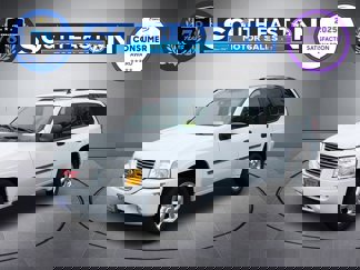 Used 2007 GMC Envoy SLE image 1