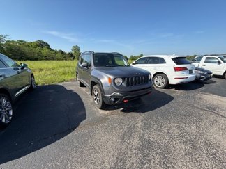 Used 2019 Jeep Renegade Trailhawk image 1