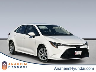 Used 2021 Toyota Corolla LE image 1