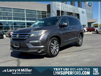 Used 2017 Honda Pilot Elite image 1