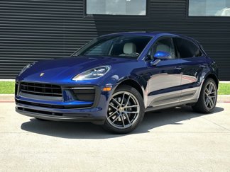 Certified 2022 Porsche Macan image 1