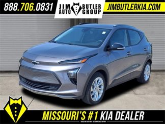 Used 2023 Chevrolet Bolt EUV LT w/ Driver Confidence Package image 1