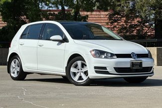 Used 2017 Volkswagen Golf Wolfsburg Edition image 1