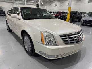 Used 2007 Cadillac DTS Luxury I w/ Trunk Convenience Package image 1