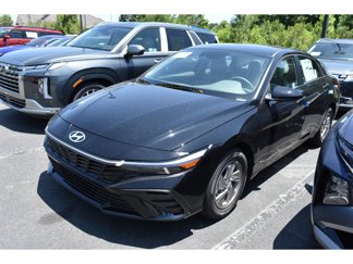 New 2025 Hyundai Elantra SE image 1